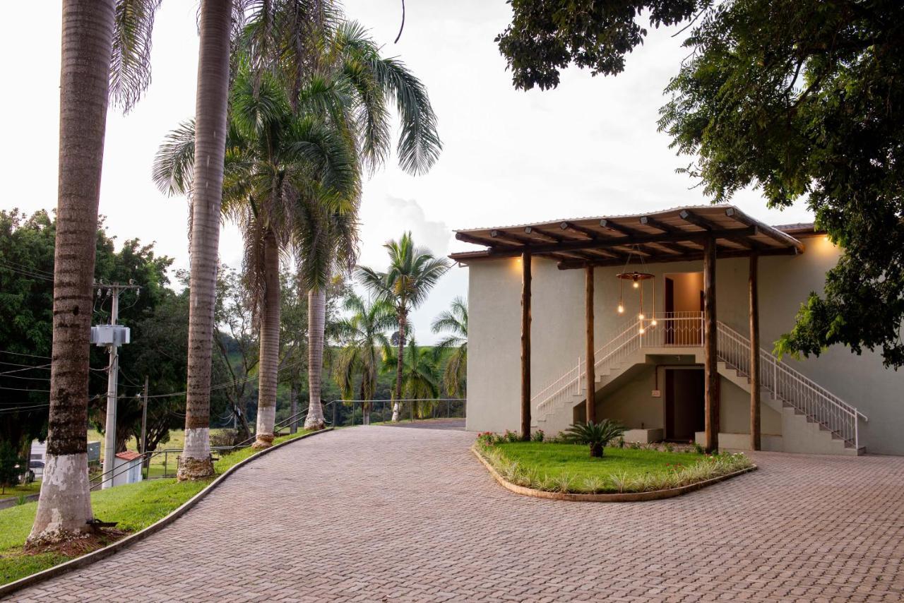 Hotel Fazenda Vale Da Cachoeira Сера Негра Екстериор снимка